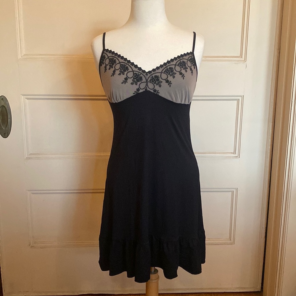 Nina Beri Intimate Black Night Gown